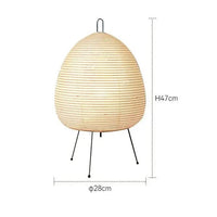 Tafellamp met rijstpapier lampenkap en Japans geïnspireerd ontwerp