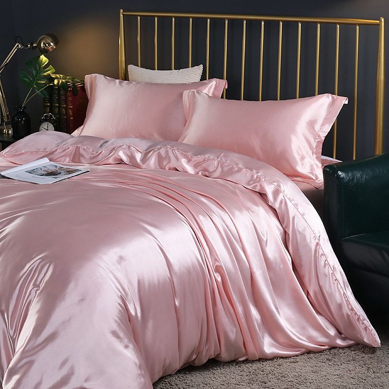 LuxeSilk Luxe Zijde Bedlinnen voor Optimale Slaapcomfort