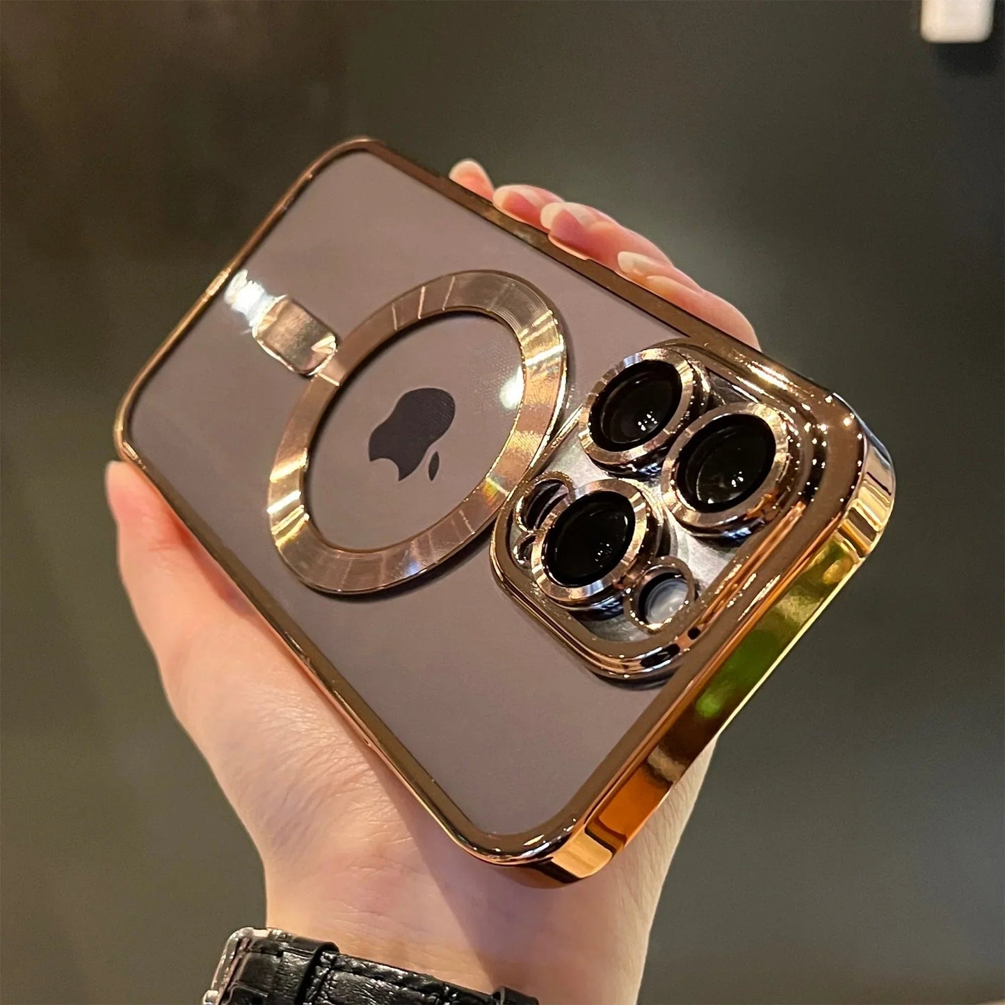 MagPlating | Krasbestendige Magnetische Telefoonhoes met Premium Metalen Afwerking