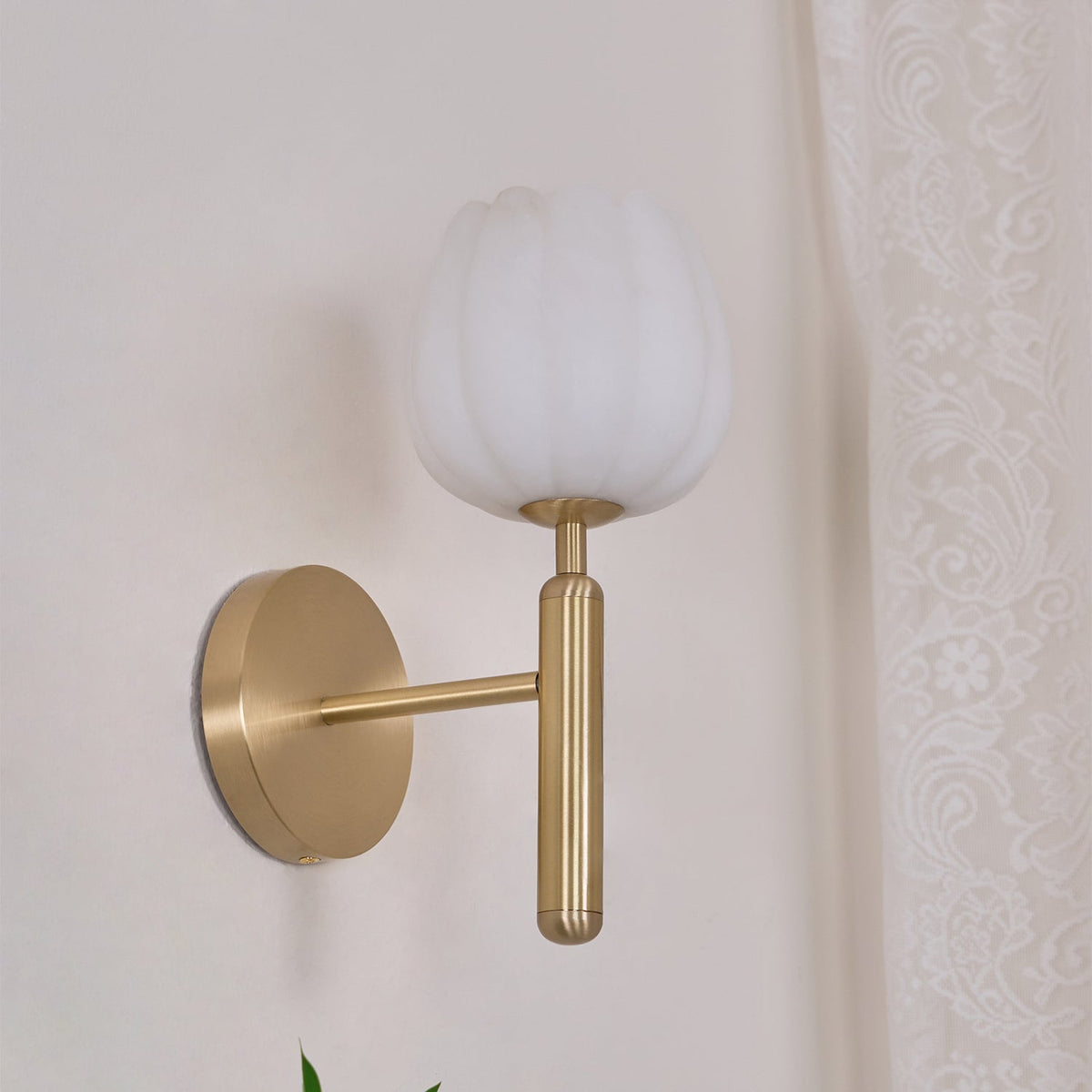 Ralin Alabaster Bloemen Wandlamp