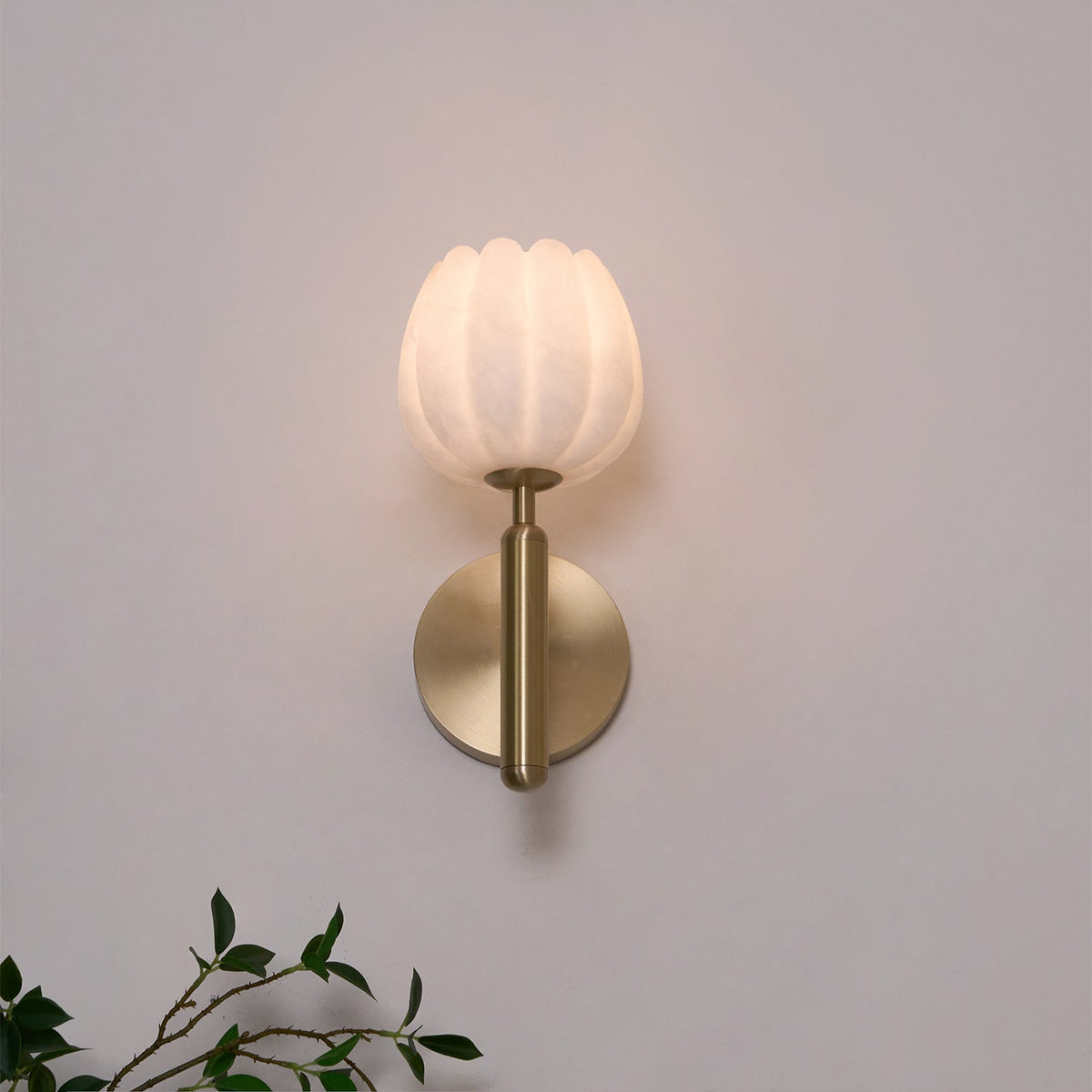 Ralin Alabaster Bloemen Wandlamp