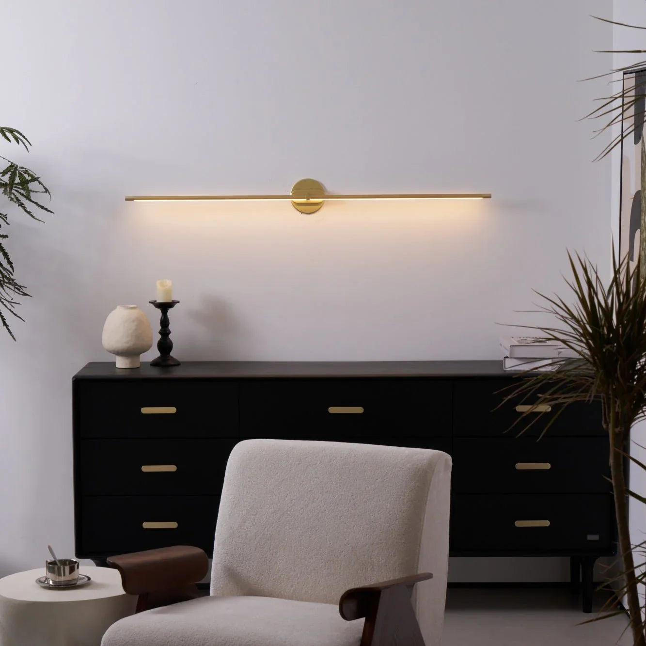 Ivox Minimalistische Wandlamp Goud & Zwart
