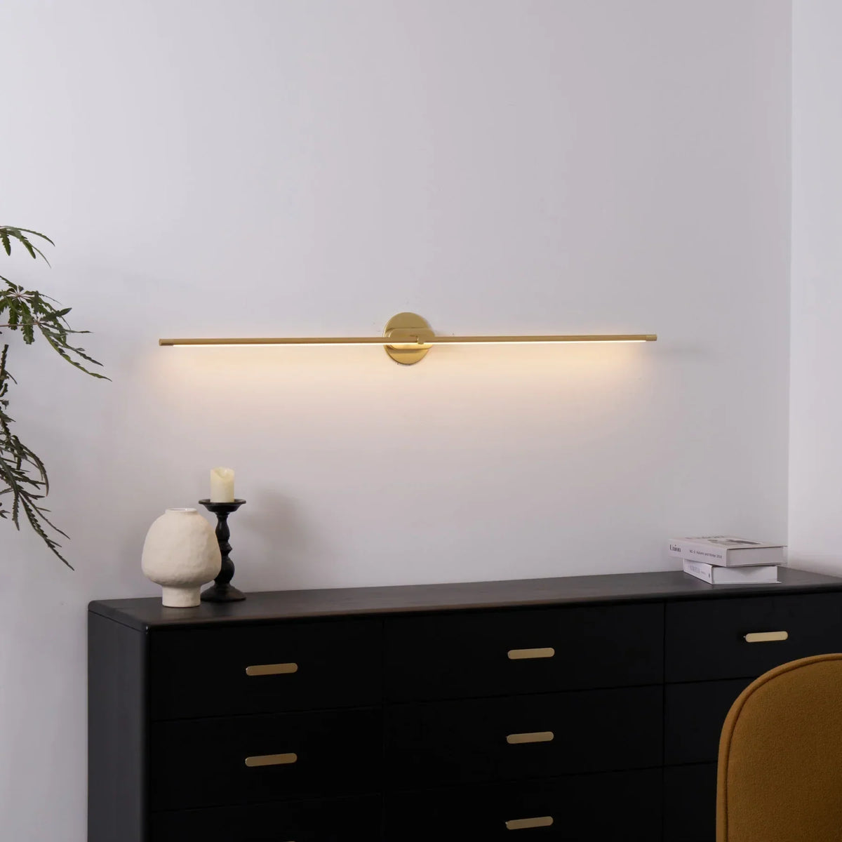 Ivox Minimalistische Lineaire Wandlamp Goud&Zwart