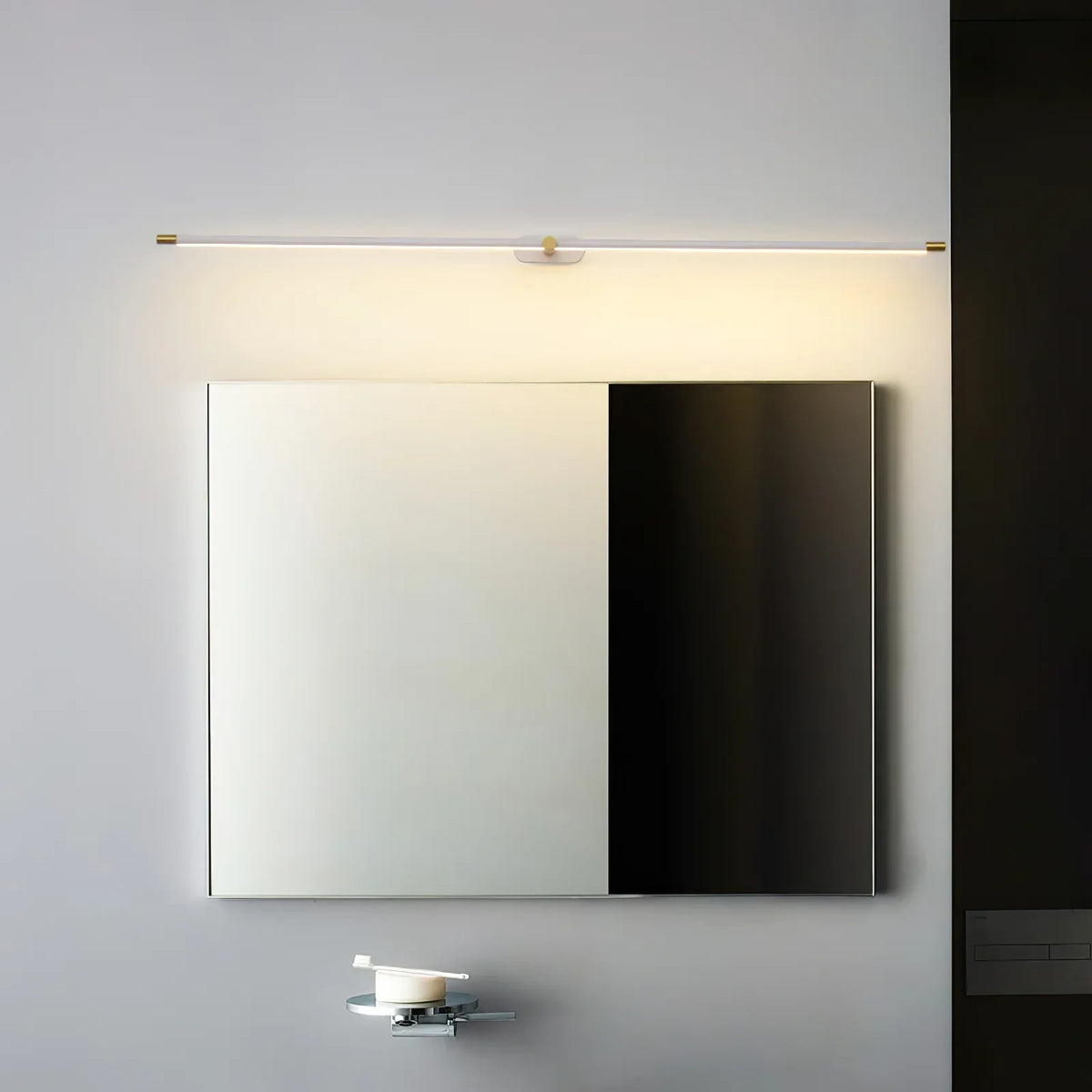 Ivox Minimalistische Lineaire Wandlamp Goud&Zwart