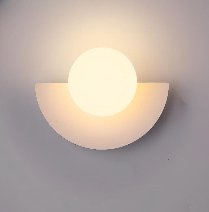 Novara Halve Maan Wandlamp | Orntli