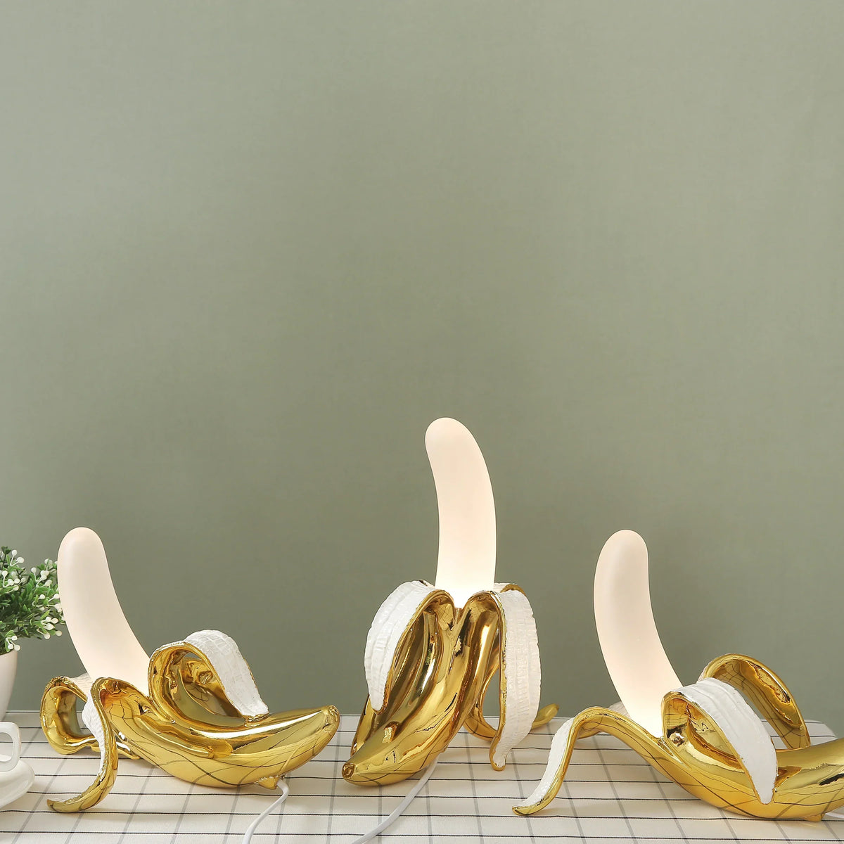 Stijlvolle Banaan Tafellamp met Warm LED Licht voor Woon- of Slaapkamer
