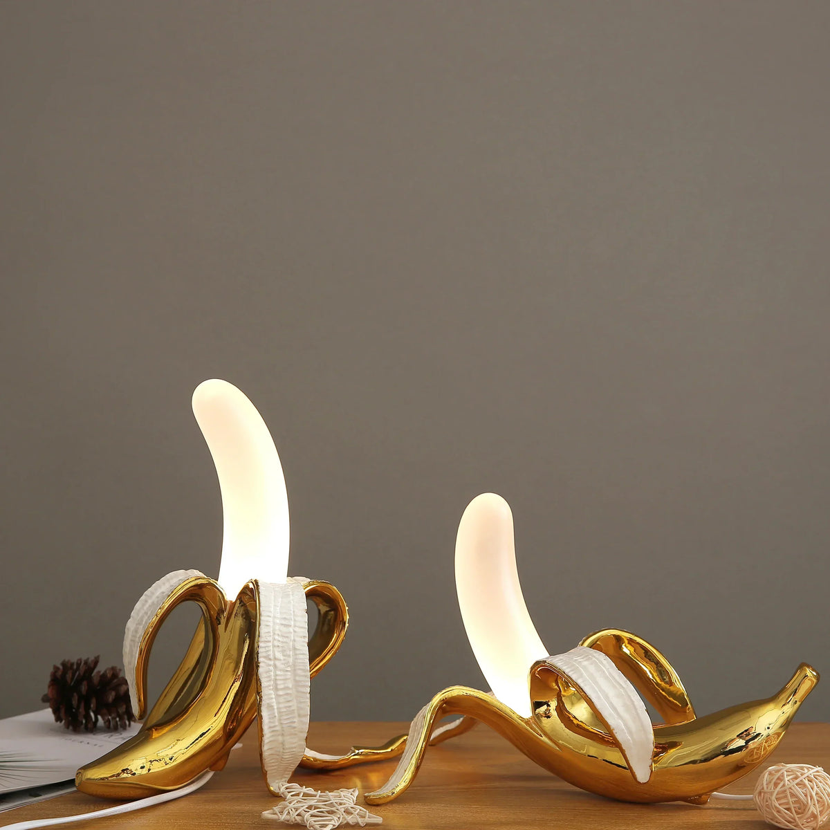 Stijlvolle Banaan Tafellamp met Warm LED Licht voor Woon- of Slaapkamer