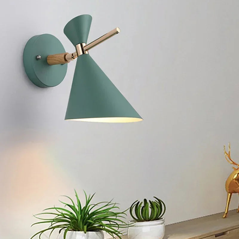 LuxeAura Moderne Hoornvorm LED Wandlamp | Elegante verlichting met energiezuinige technologie voor een stijlvol huis