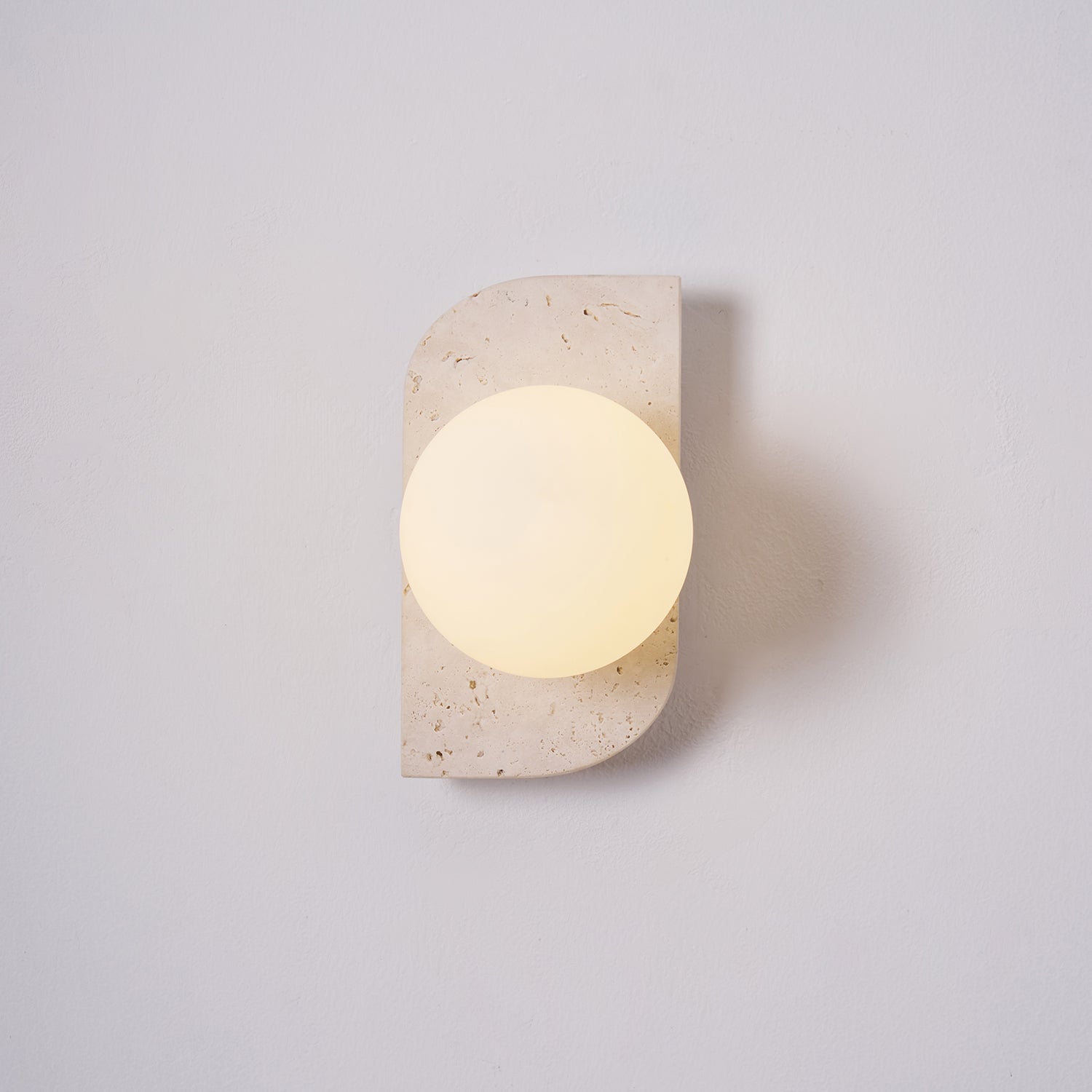 Moderne Wandlamp van Travertin