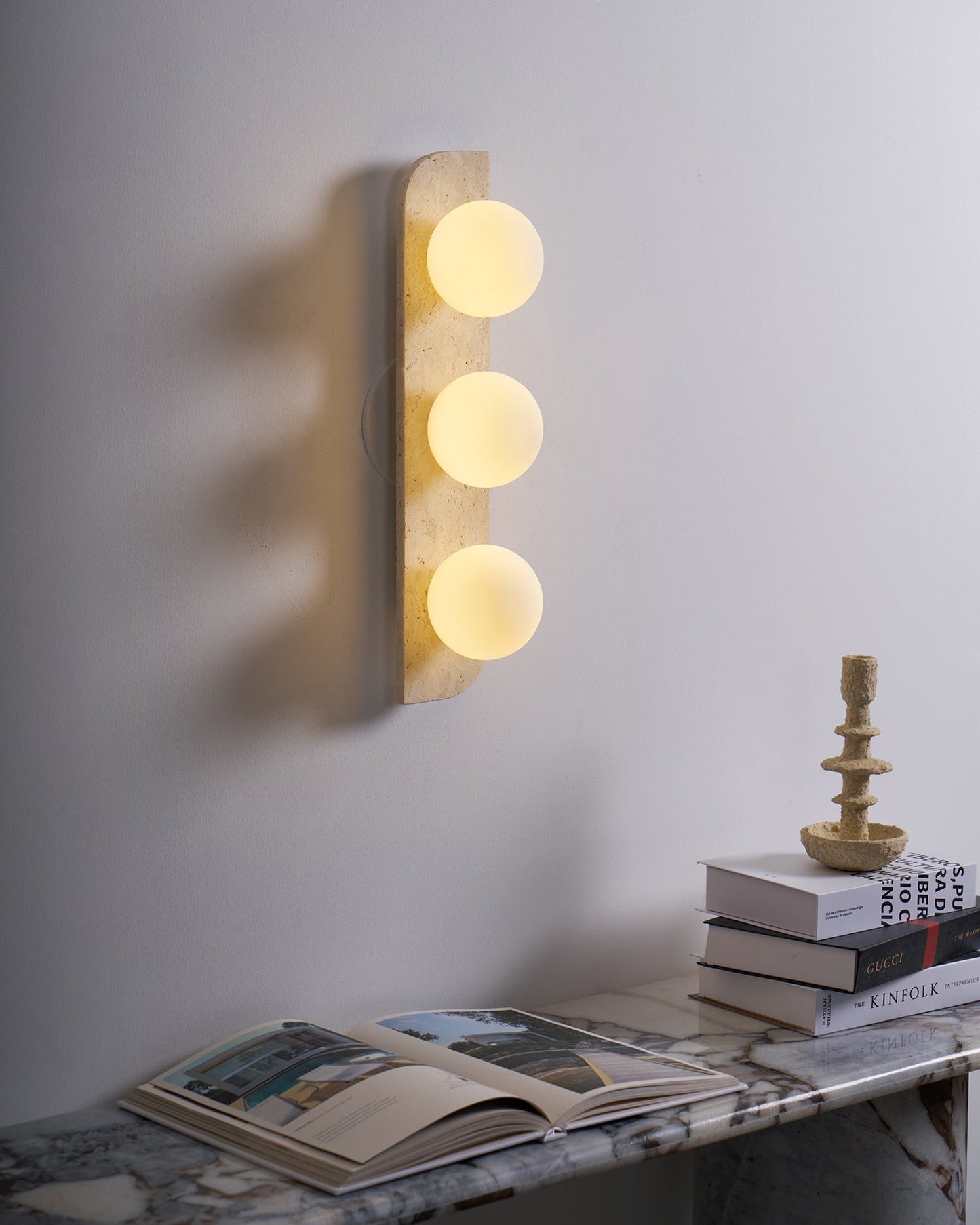Moderne Wandlamp van Travertin