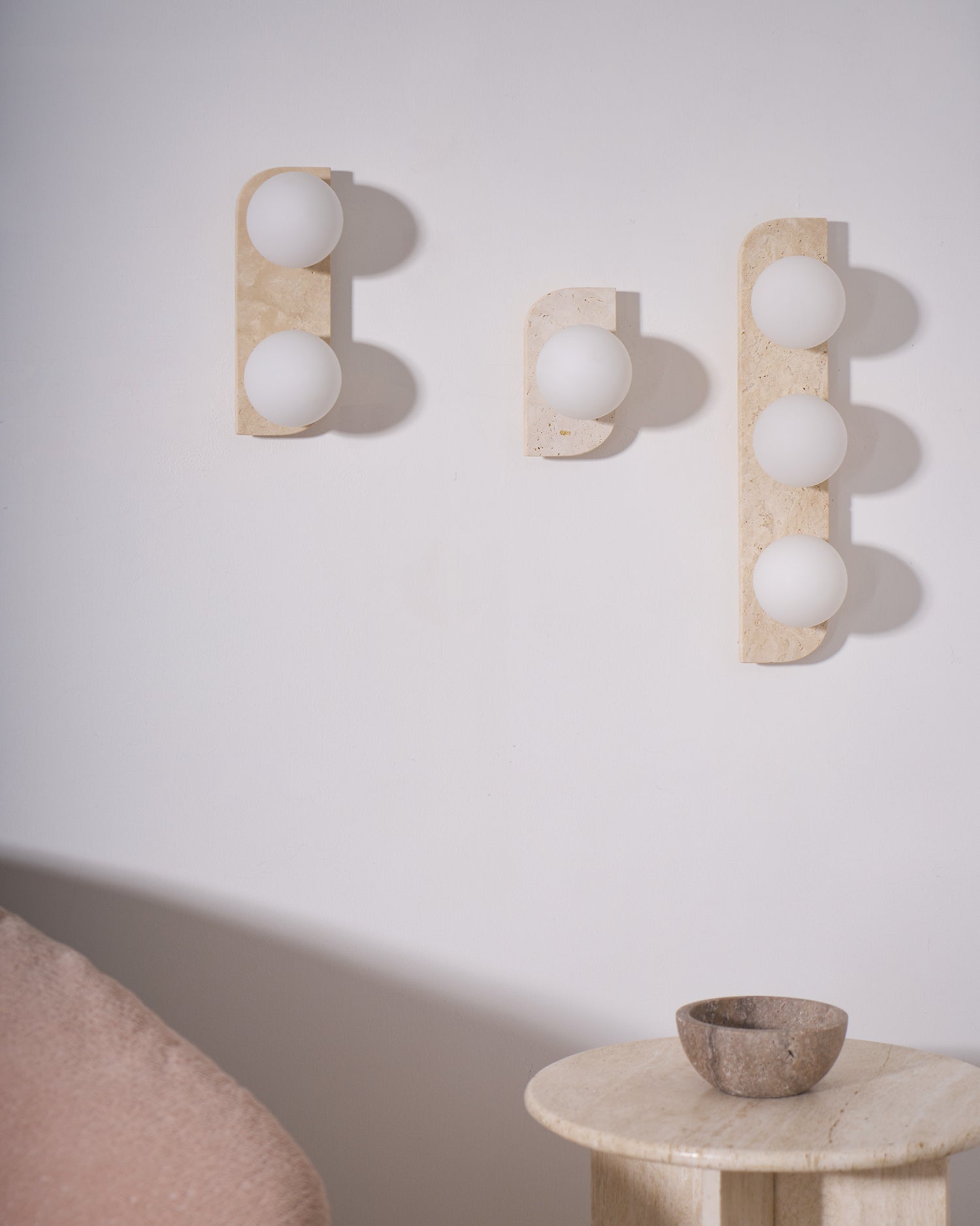 Moderne Wandlamp van Travertin