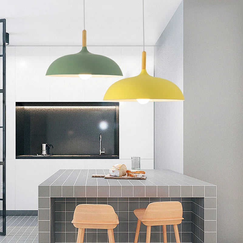 Plafondlamp van Noorse eik