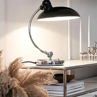NordicGlow - Minimalistische Scandinavische tafel lamp met elegant ontwerp voor elke omgeving