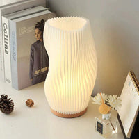 WaveLuxe - Elegante USB-lamp met dubbele schermen