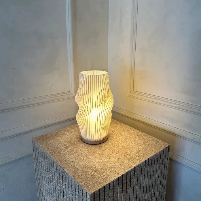 WaveLuxe - Elegante USB-lamp met dubbele schermen