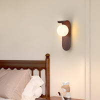 Carlyle Nordic Minimalistische IJzeren Houten Accent LED Wandlamp