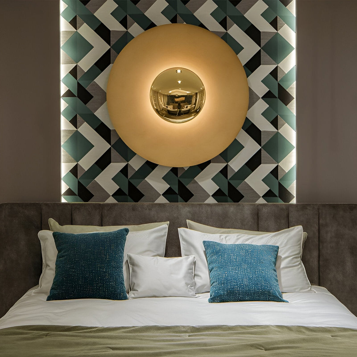 Kleurrijke Ronde Metalen Wandlamp