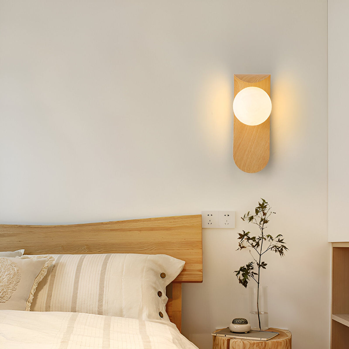 Carlyle Nordic Minimalistische IJzeren Houten Accent LED Wandlamp