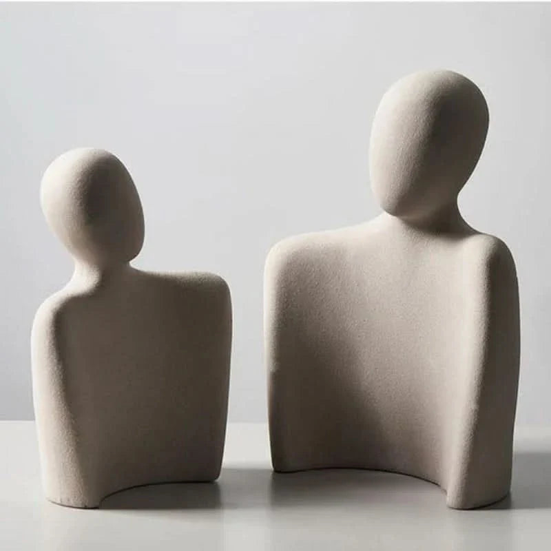 Moderne sculptuur die verbinding en tederheid symboliseert