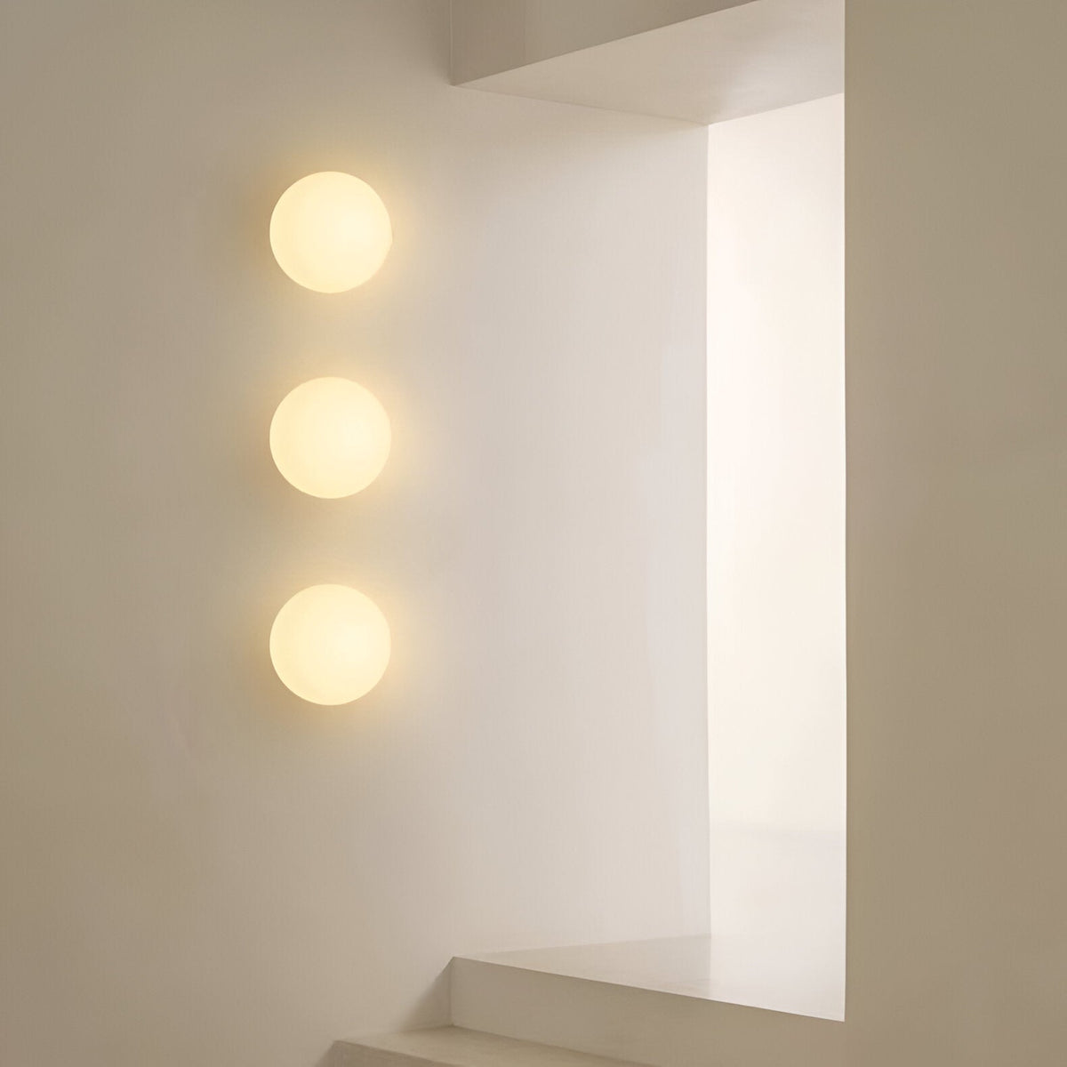 Dioscuri Minimalistische Ronde Glazen Wandlamp
