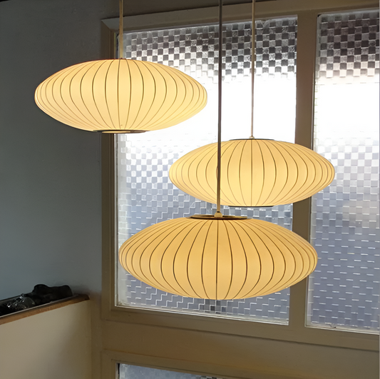 Ovale hanglamp met verticaal gestreepte kap
