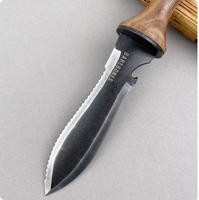 Survivalmes Van TrailForge Pro Grip Met Ergonomisch Handvat En Robuust Lemmet