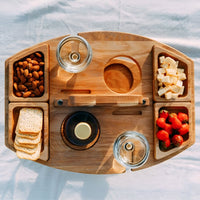 Afneembare Picknicktafel van Hout met Wijnvakken – Ideaal voor Buitenactiviteiten