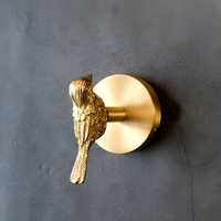 GoldenTrophy™ | Dierenwandhaken met Gouden Afwerking