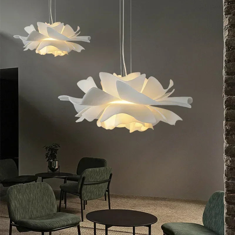 Hanglamp in de vorm van een lotusbloem – Decoratieve plafondlamp met gelaagde kap