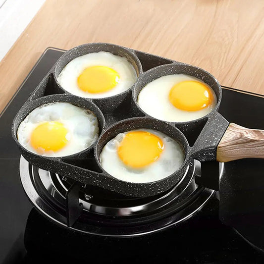 OmeletMaster - multifunctionele pan met vier secties voor een perfect ontbijt