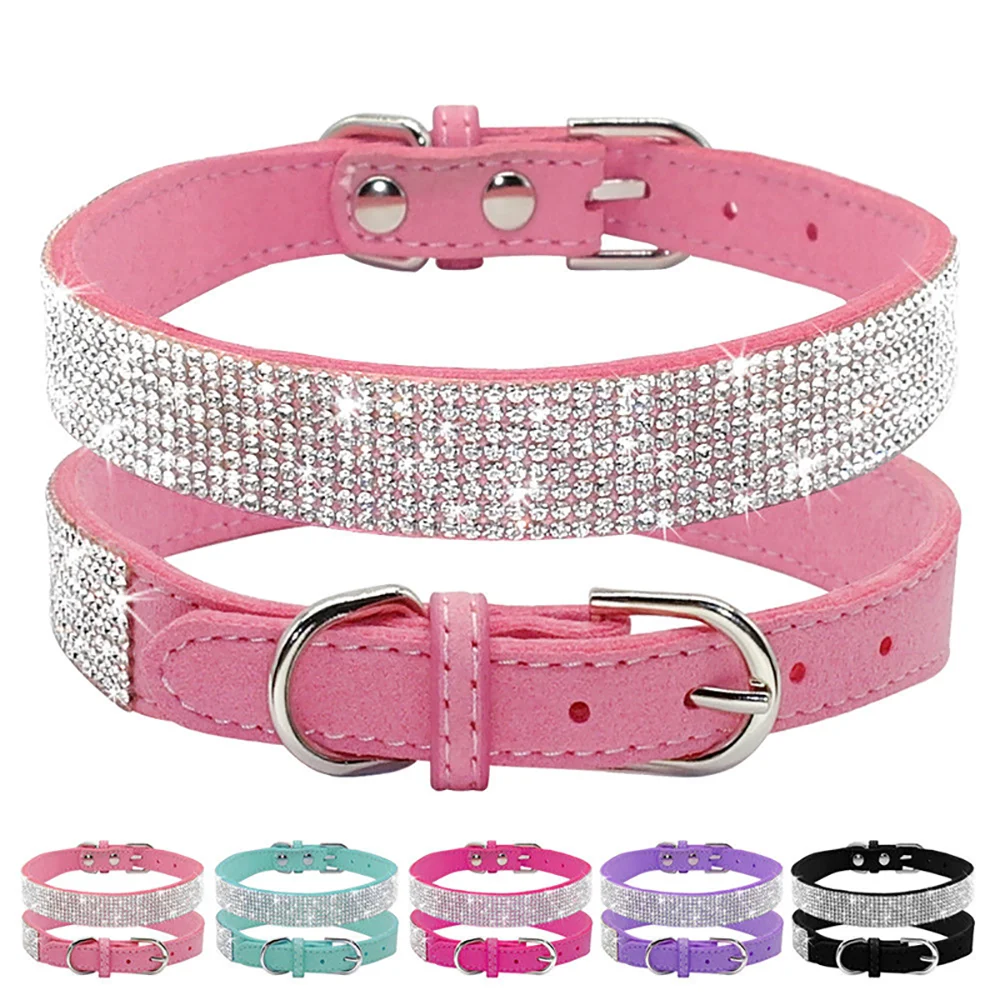GlamourPaws Luxe Strass Hondenhalsband | Sprankelende met kristallen versierde halsband met een duurzame zinc alloy gesp, perfect voor kleine tot middelgrote honden en katten zoals Chihuahuas en Mopshonden.