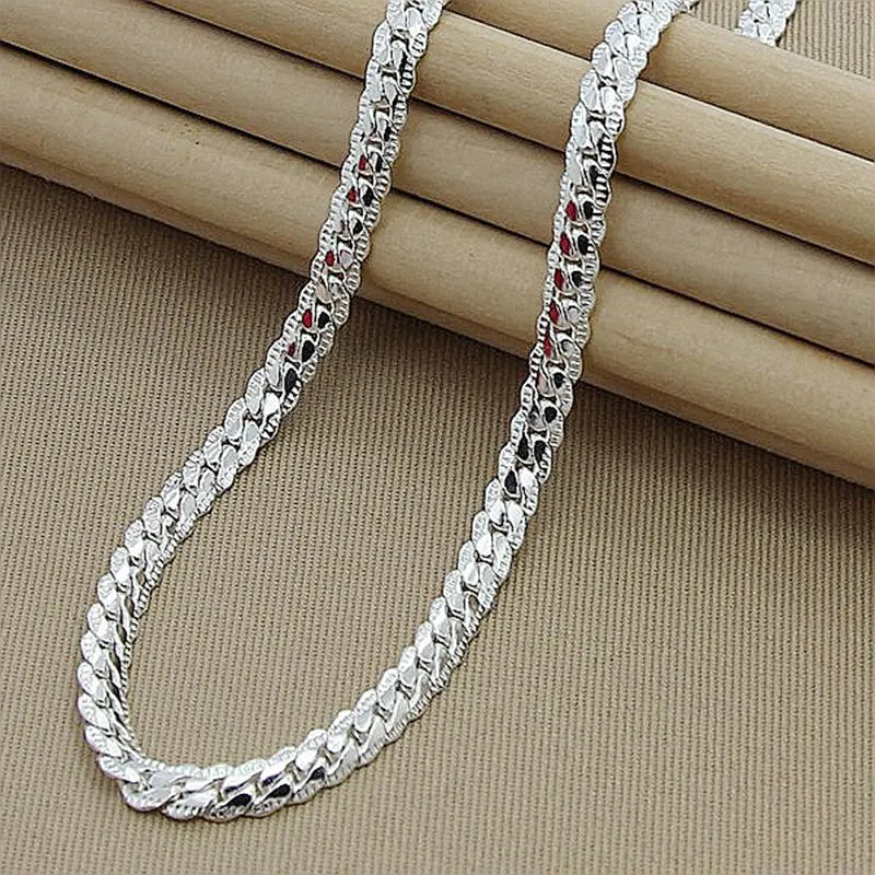 AuraElegance Sterling Zilveren Ketting | Tijdloos 925 sterling zilveren ontwerp met een 6mm zijketting, beschikbaar in 16/18/20/22/24 inch, perfect voor bruiloften, verlovingen en luxe cadeaus.