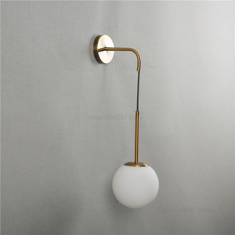 GlacioGlow Retro Glazen Bolarmatuur | Elegant postmodern bedlampje voor warme sfeerverlichting