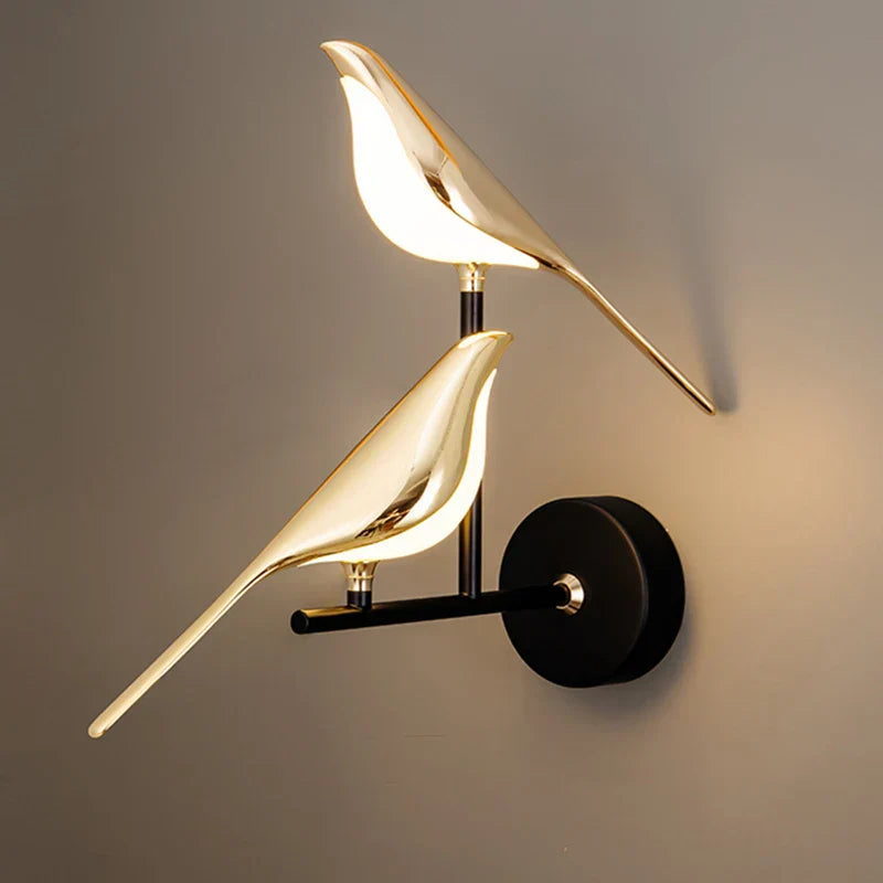 Moderne wandlamp geïnspireerd op een vogel