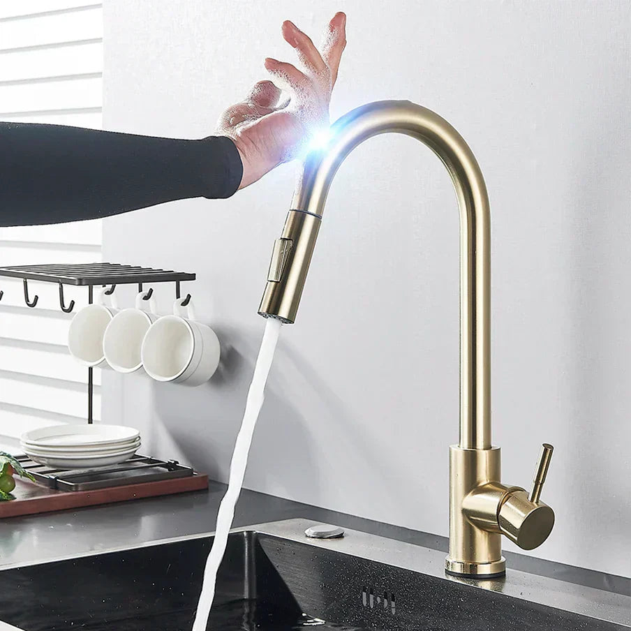 Skanto | SmartTouch | Keukenkranen met touchsensor en uittrekbare sproeikop – Geborsteld nikkel