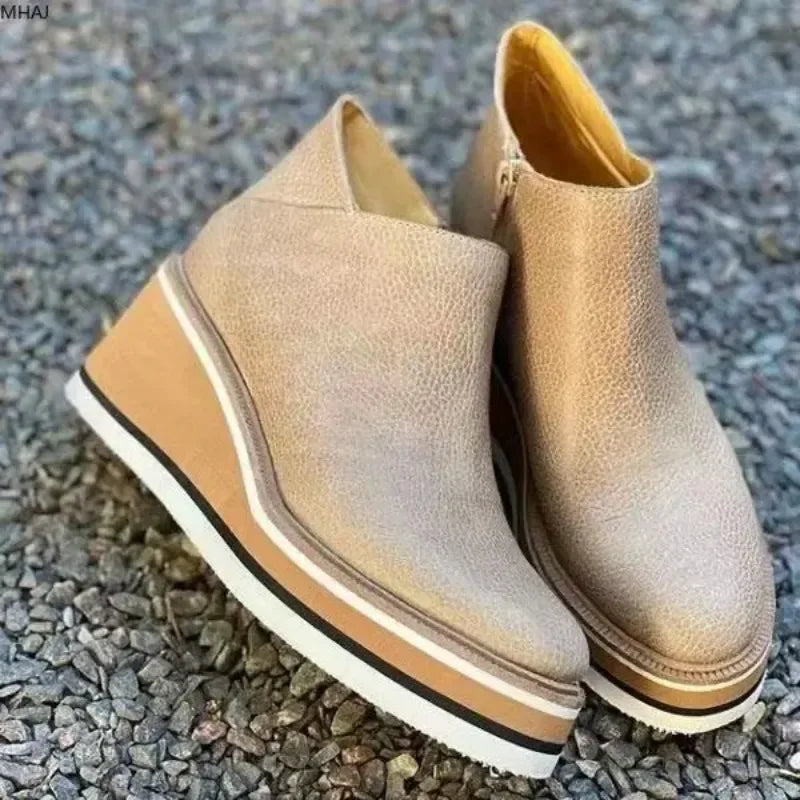 LuxeStride Elegante Dameslaarzen | Modieuze laarzen met hoge hakken en cowboyontwerp, perfect voor de herfst en winter.