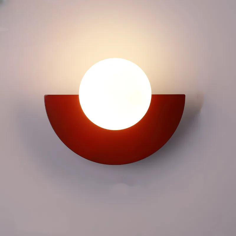 Moderne LED wandlamp in geometrische halve cirkel stijl