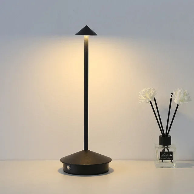 Oplaadbare Tafellamp Creatieve Eetkamer Touch Led Hotel Bar Koffie Pina Pro Tafellamp Lampada Da Tavolo Decoratieve Bureau Lamp