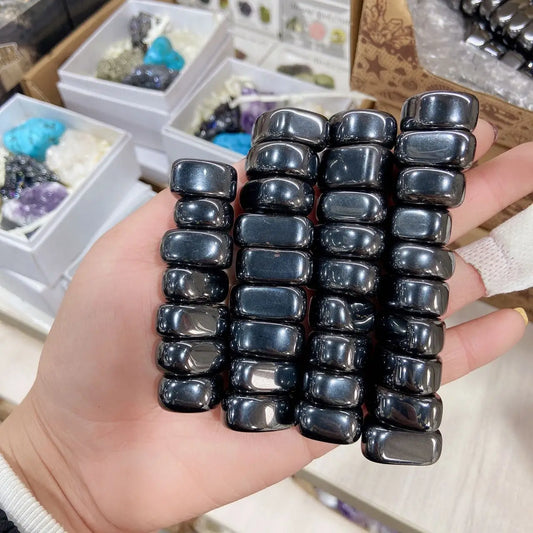 Zwarte Lodesteen Stenen | Magnetische getrommelde stenen voor Reiki en aardingsenergie.