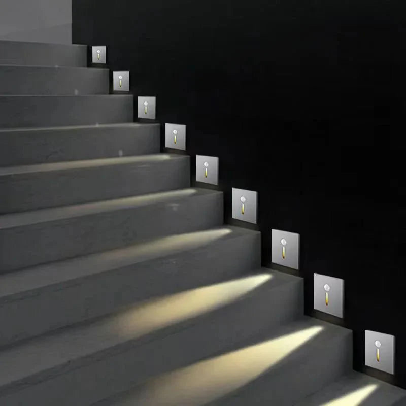 GLOWPATH – LED-traplicht met bewegingsdetectie voor een zachte omgevingsverlichting