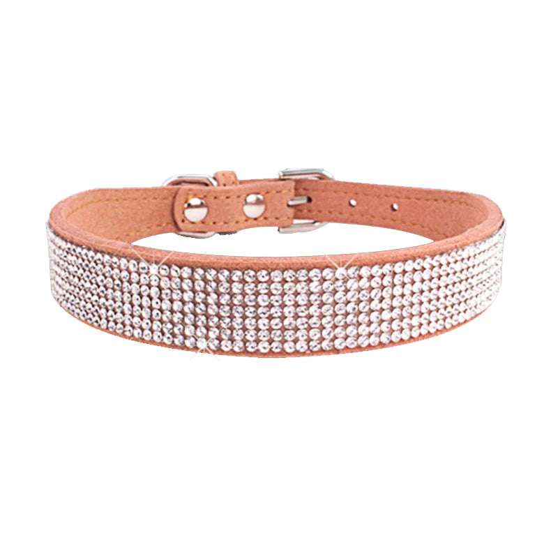 GlamourPaws Luxe Strass Hondenhalsband | Sprankelende met kristallen versierde halsband met een duurzame zinc alloy gesp, perfect voor kleine tot middelgrote honden en katten zoals Chihuahuas en Mopshonden.