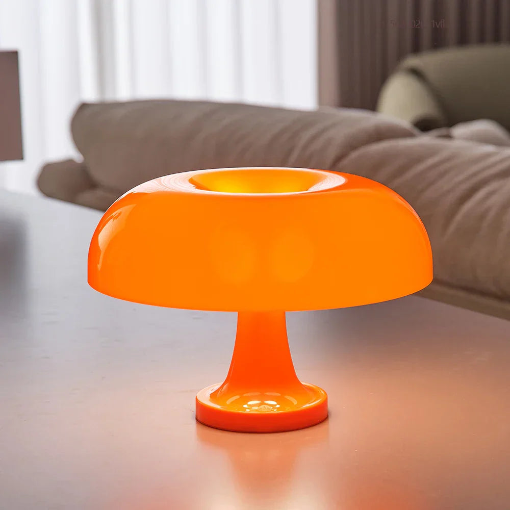 Design LED-tafellamp in de vorm van een paddenstoel