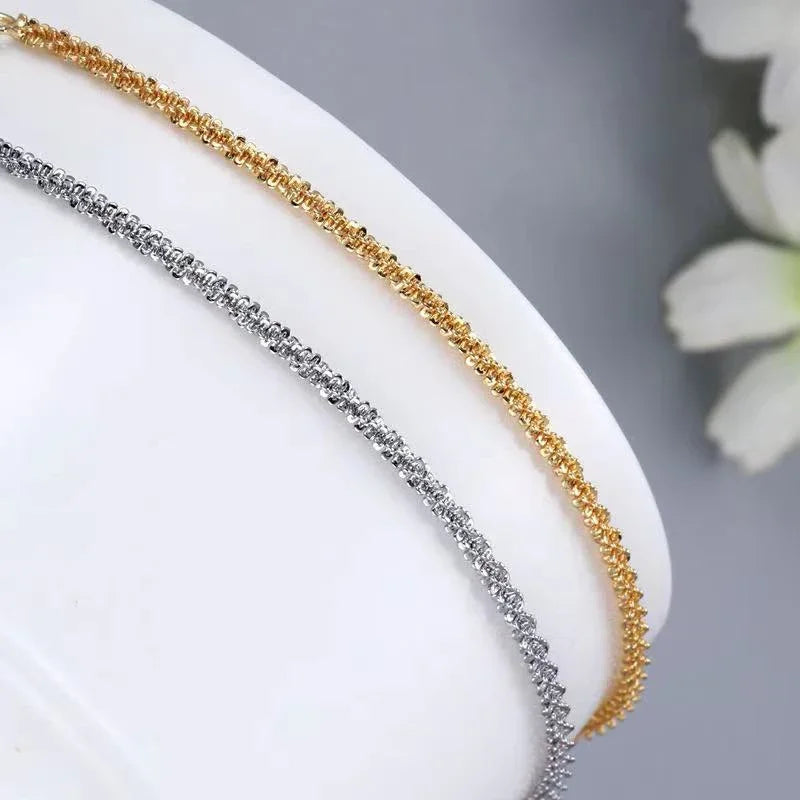 LuxeChain RVS Armband | Elegante glanzende armband voor dames, perfect als cadeaujuweel en ideaal voor elke gelegenheid.