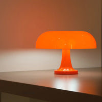 Design LED-tafellamp in de vorm van een paddenstoel