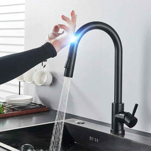 SmartTouch | Keukenkranen met touchsensor en uittrekbare sproeikop – Geborsteld nikkel