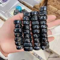 Zwarte Lodesteen Stenen | Magnetische getrommelde stenen voor Reiki en aardingsenergie.