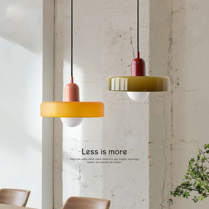 Moderne hanglamp met gekleurd glazen kap Bauhaus