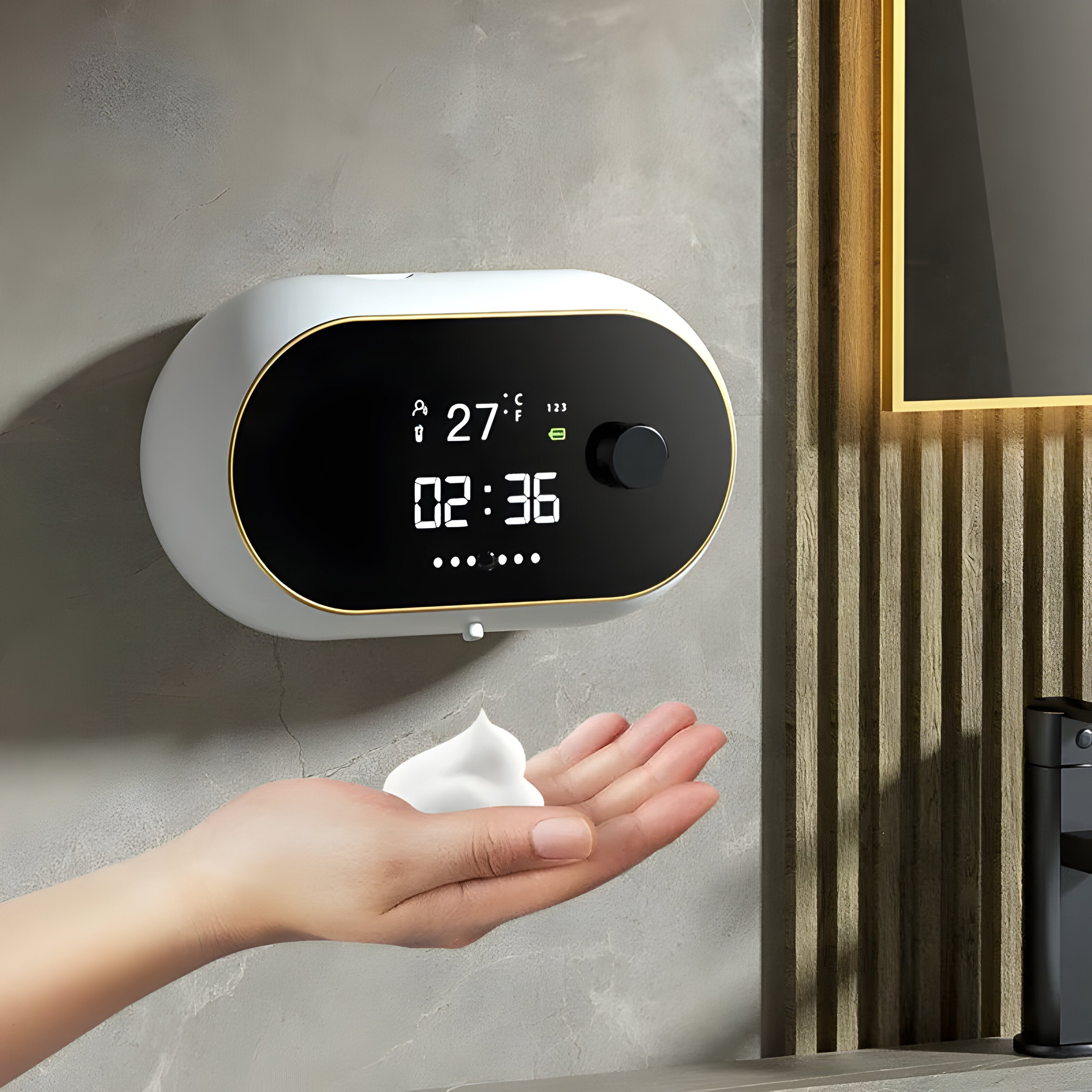 LuxuraWave Slimme Schuimzeepdispenser | Verfijnde dispenser met tijd- en temperatuurweergave voor een verbeterde handwaservaring