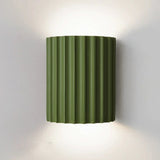 Moderne wandlamp in lakritz hout