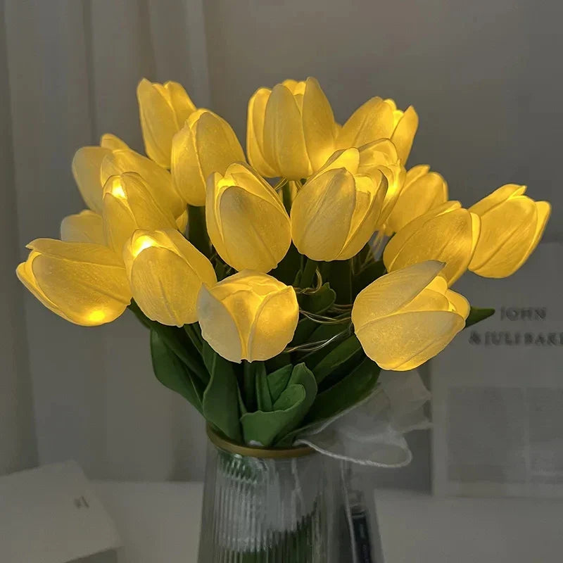 TulipGlow - Draagbare LED nachtlamp in de vorm van een tulp